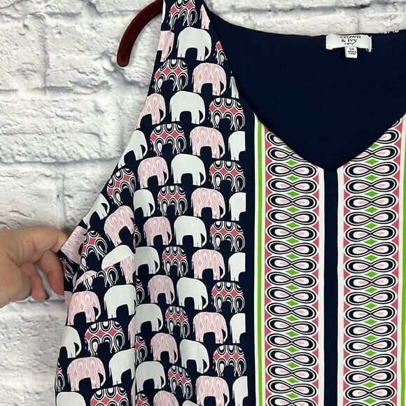 Crown & Ivy Top Womens Navy Elephant Print Sleeveless Tank Layers Blouse Size 2X - Picture 2 of 7